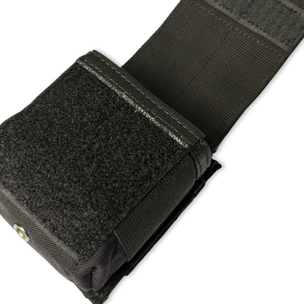 Kanga Systems Halt Handcuff Pouch with premium Cordura® construction for securely carrying standard chain and hinged handcuffs on MOLLE platforms or duty belts.