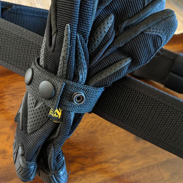 Silver Operational Load-out Kit with Olight Warrior 3S torch, Zak Tool ZT-11X handcuff key, ZT55 key holder, search glove strap and disposable glove pouch