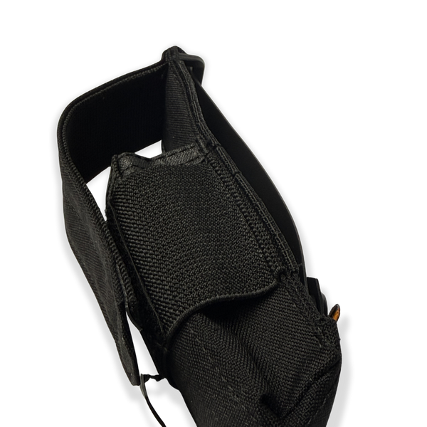 Kanga Systems Arc Flashlight Pouch mounted with a tactical flashlight, featuring Cordura® construction, elastic side panels and MOLLE-compatible attachment for duty belts and operational load-outs.